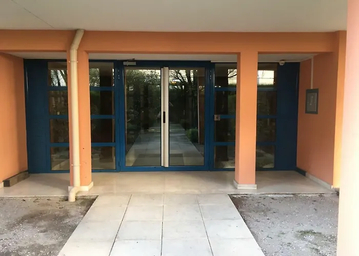 Apartment Le Garden Victoria - Canal & Cathedrale -30m2 & Garden Nancy