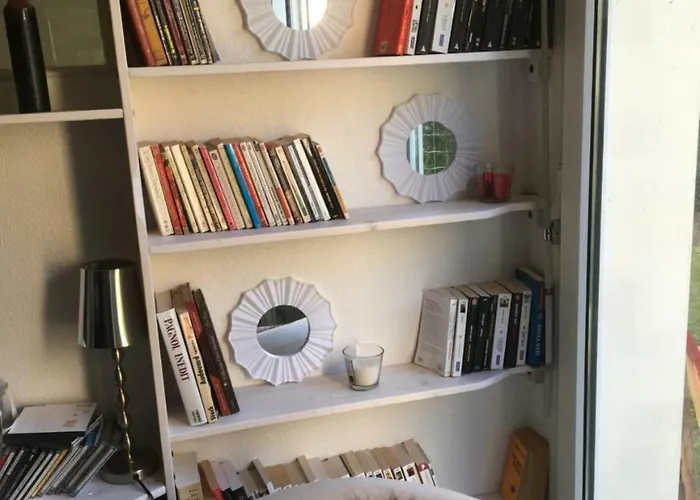 דירה Le Garden Victoria - Canal & Cathedrale -30m2 & Garden נאנסי