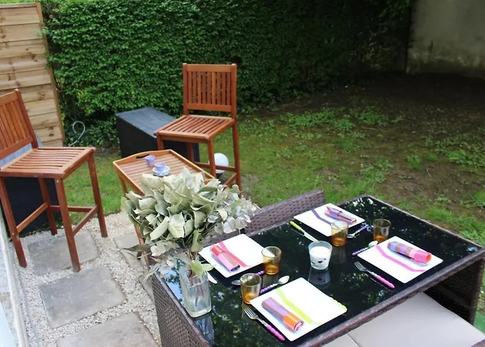 Apartment Le Garden Victoria - Canal & Cathedrale -30m2 & Garden *